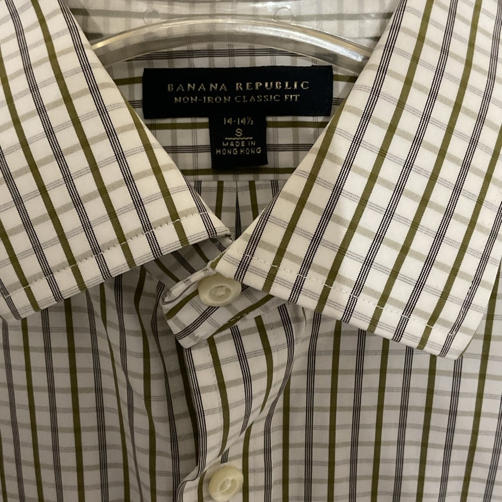 Banana Republic Men's Olive and White Checkered Shirt size small